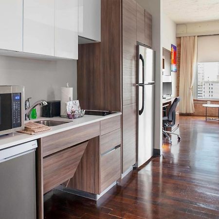 Towneplace Suites By Marriott Dallas Downtown Екстер'єр фото