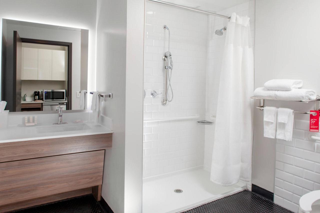 Towneplace Suites By Marriott Dallas Downtown Екстер'єр фото
