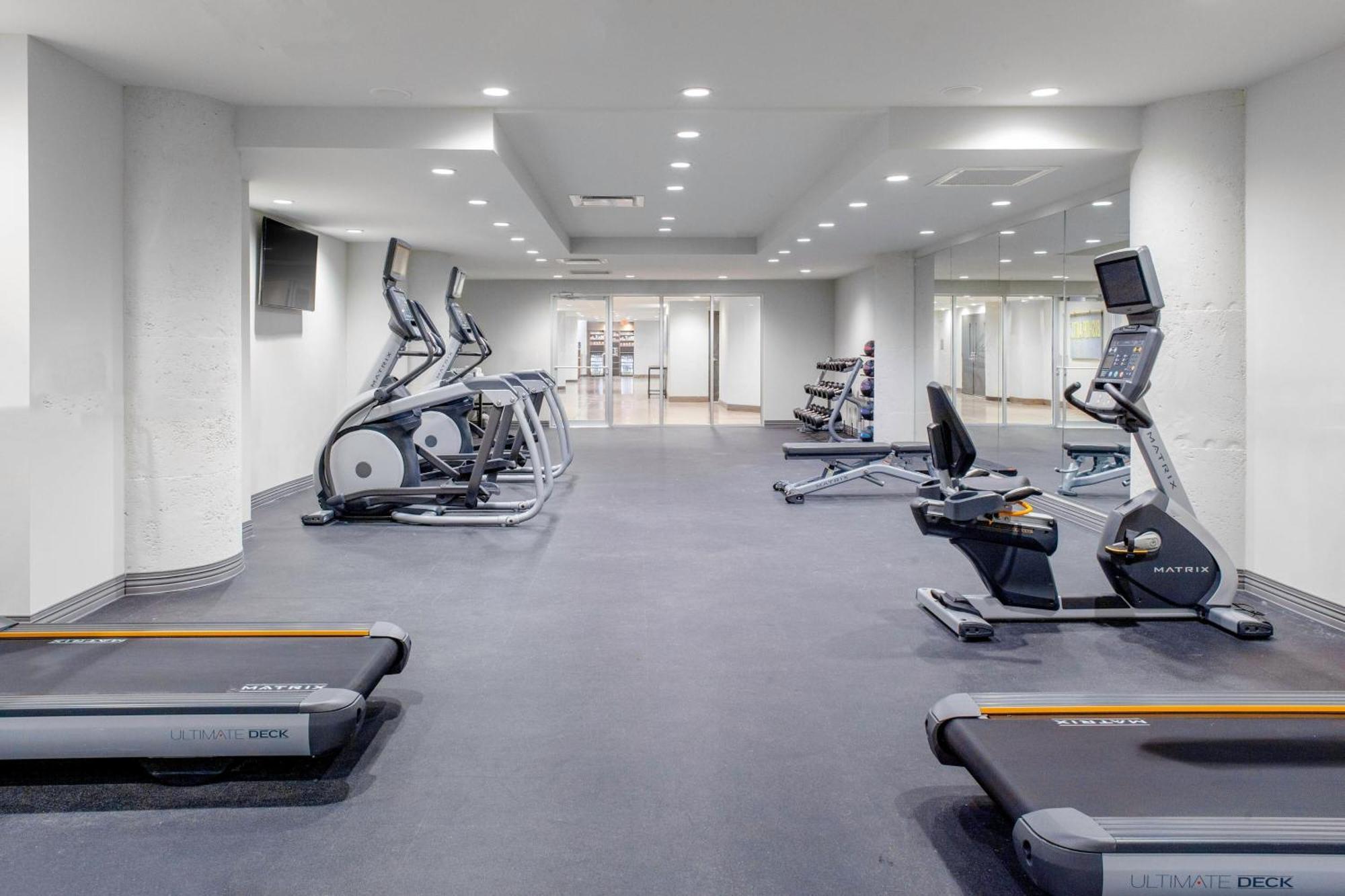 Towneplace Suites By Marriott Dallas Downtown Екстер'єр фото