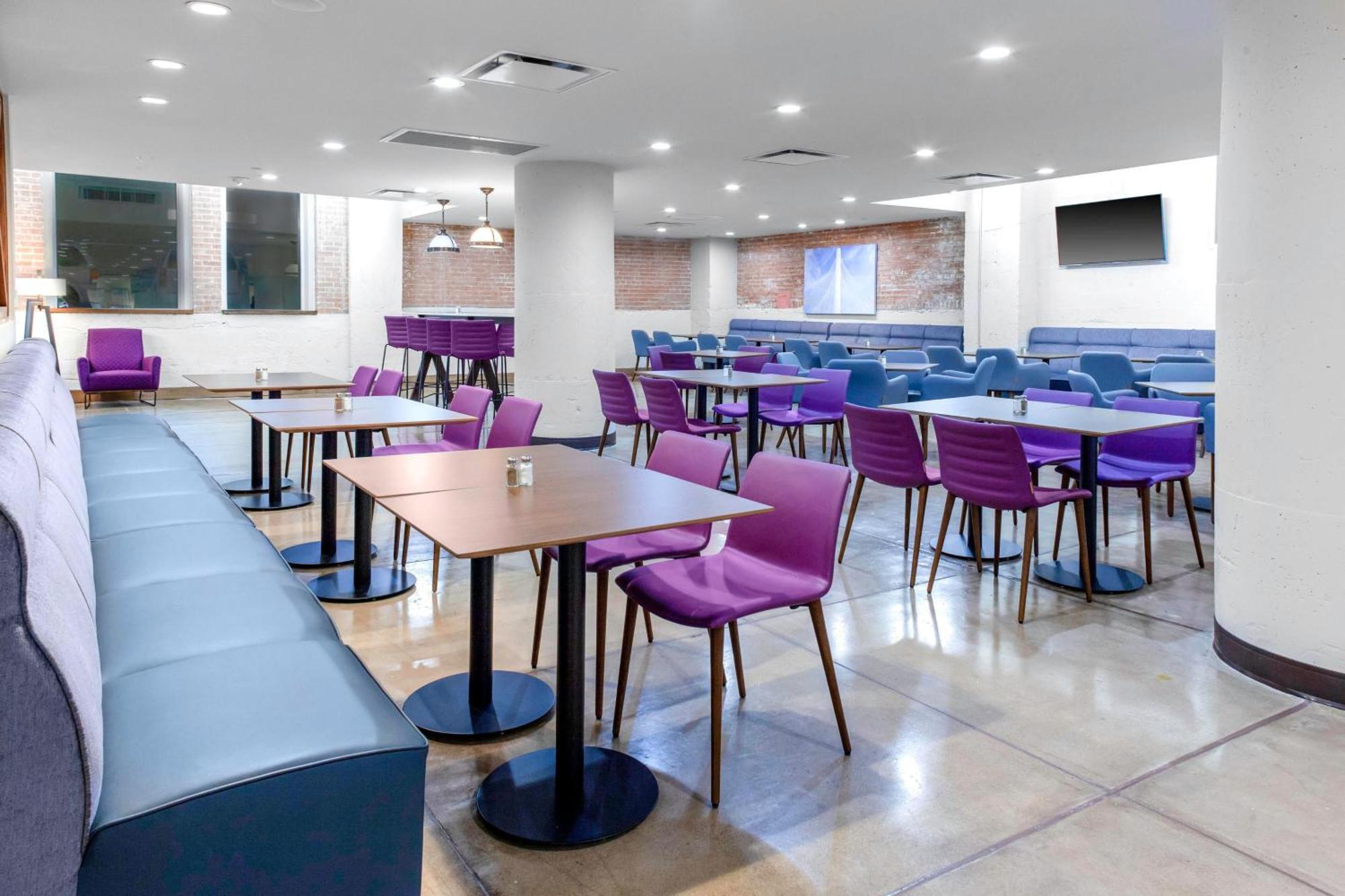 Towneplace Suites By Marriott Dallas Downtown Екстер'єр фото